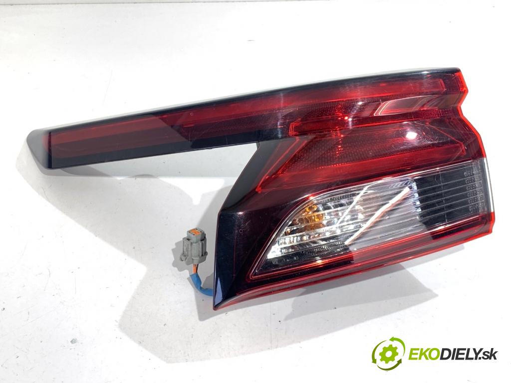 NISSAN QASHQAI J12 SUV 2023 116 kW 1.3 DIG-T 1332 Svetlo ľavy zad 