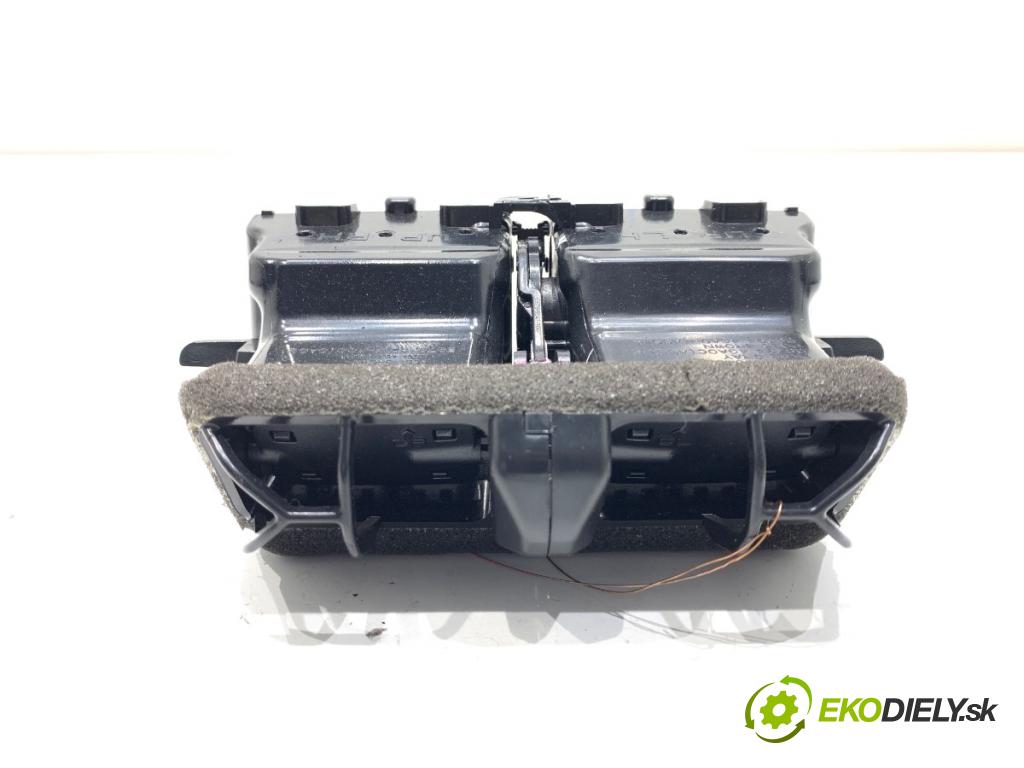 NISSAN QASHQAI J12 SUV 2023 116 kW 1.3 DIG-T 1332 mří topení zadní část 687944GA0A