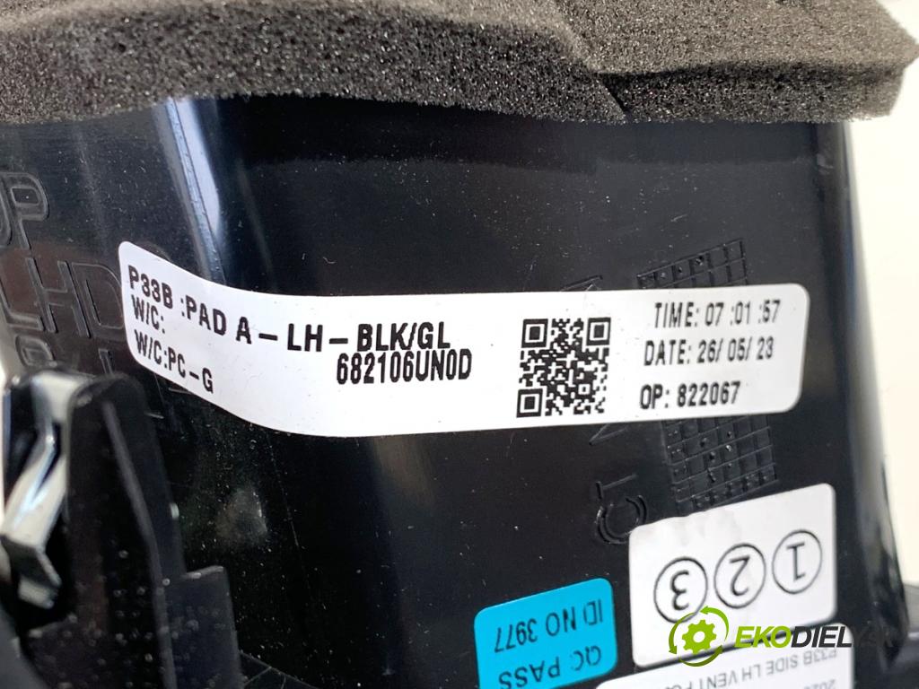 NISSAN QASHQAI J12 SUV 2023 116 kW 1.3 DIG-T 1332 Mriežky kúrenia ľavy predný 687616RR1A