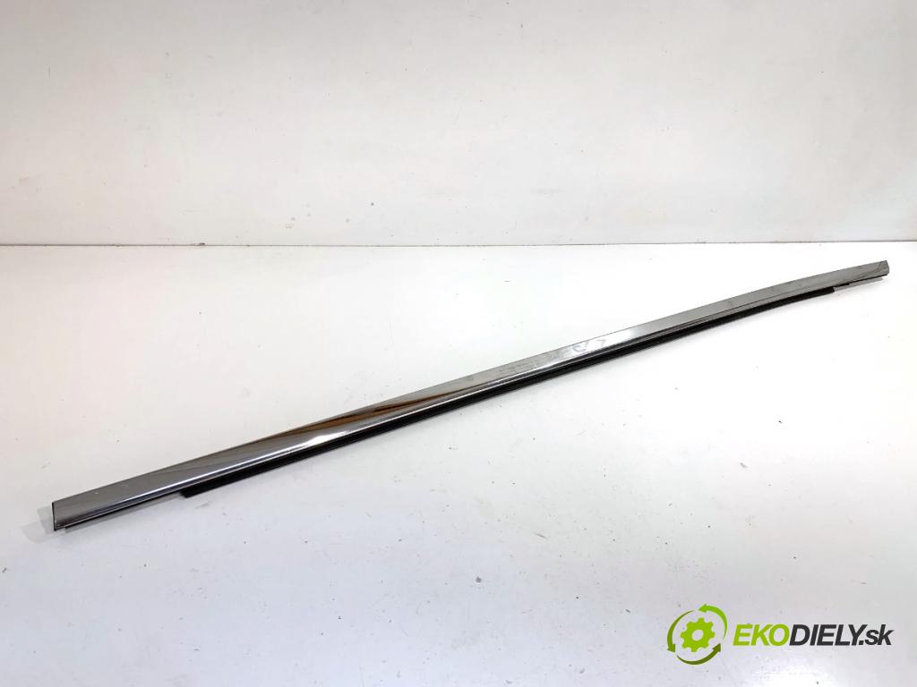 NISSAN QASHQAI J12 SUV 2023 116 kW 1.3 DIG-T 1332 Lišta Sbírání: predný ľavy 
