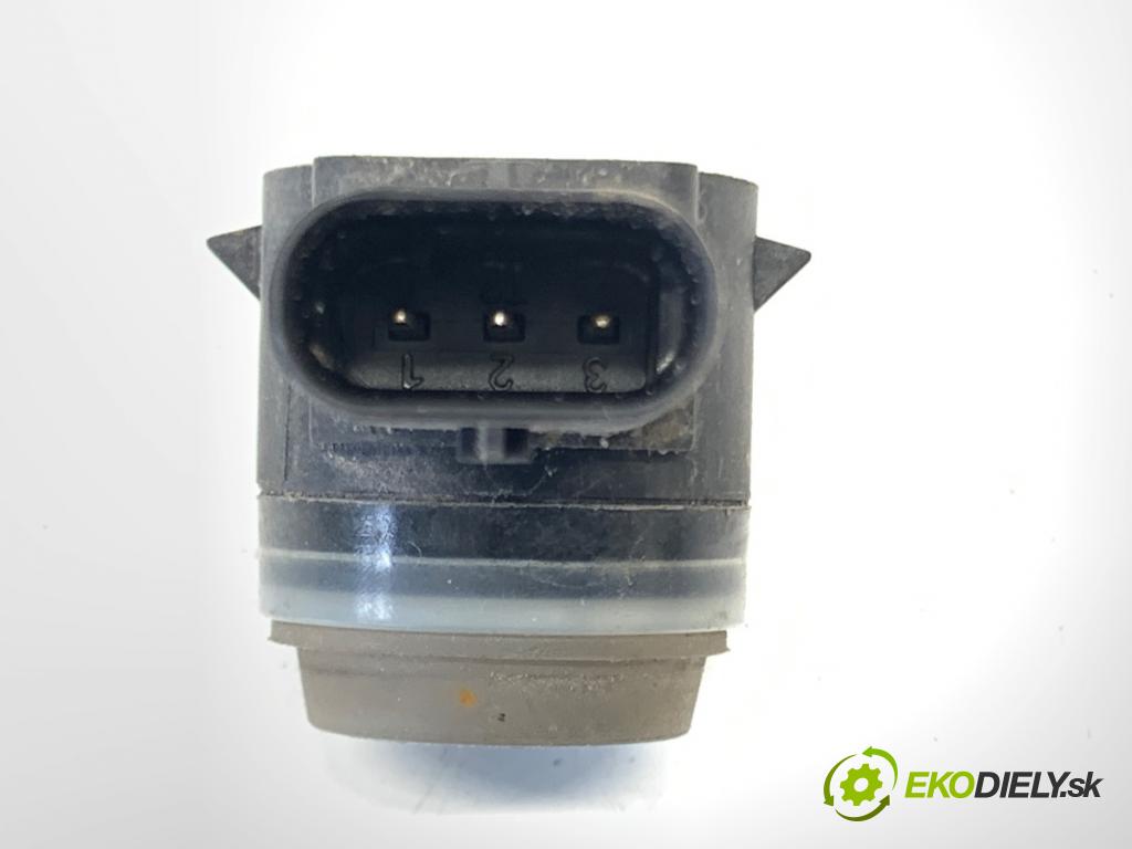 NISSAN QASHQAI J12 SUV 2023 116 kW 1.3 DIG-T 1332 snímač PDC 284382263R