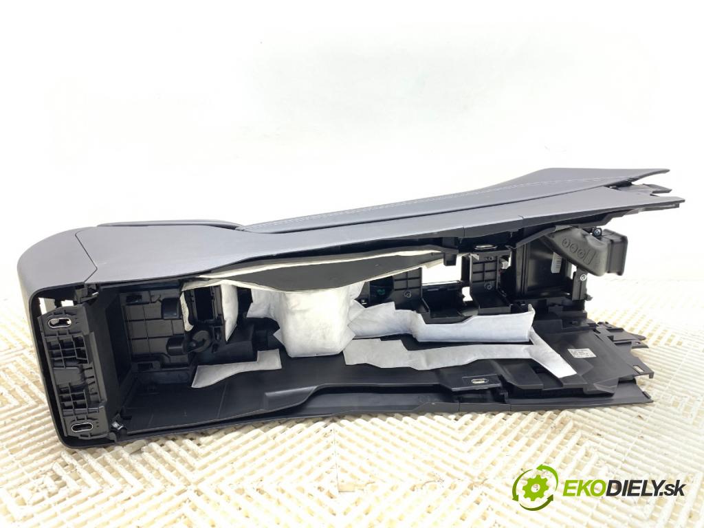 NISSAN QASHQAI J12 SUV 2023 116 kW 1.3 DIG-T 1332 Tunel stredový opierka