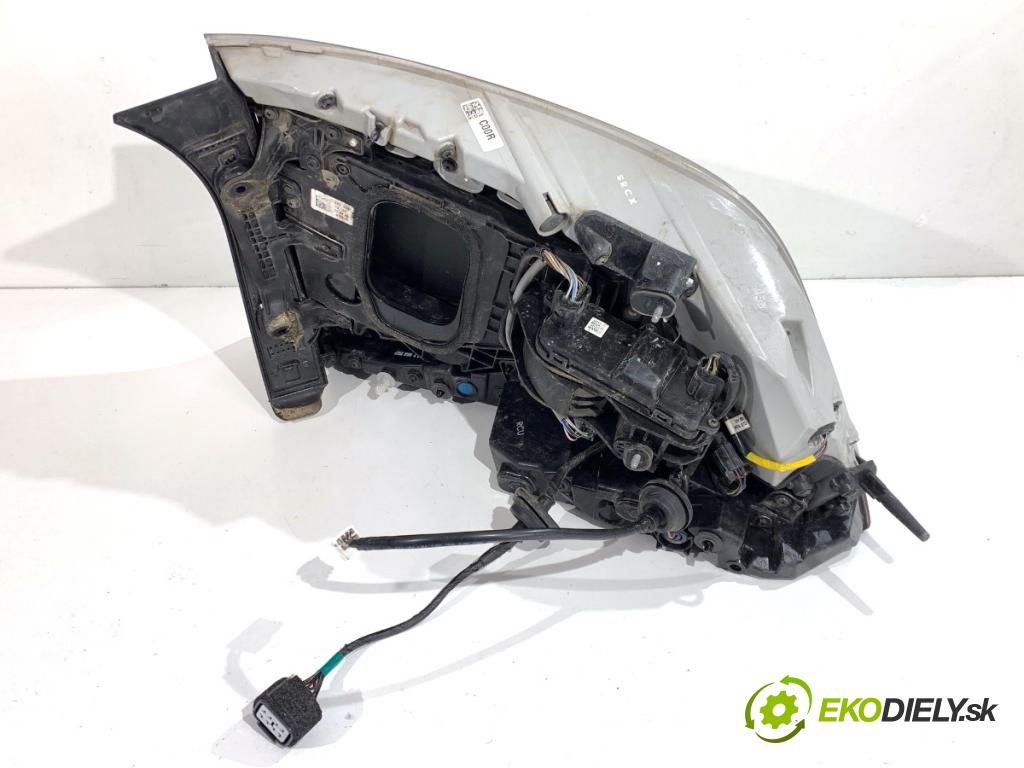 KIA EV6 liftback 2022 239 kW 77 AWD  světlo pravý zadní část