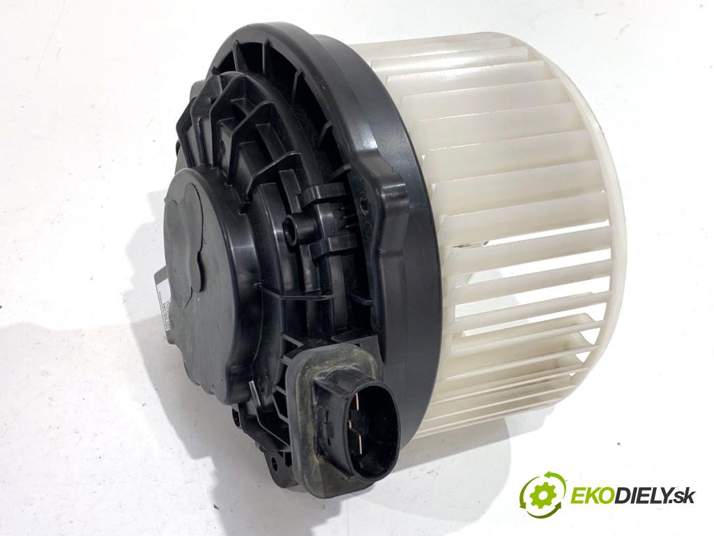 KIA EV6 liftback 2022 239 kW 77 AWD  ventilátor kúrenia B30883-1120