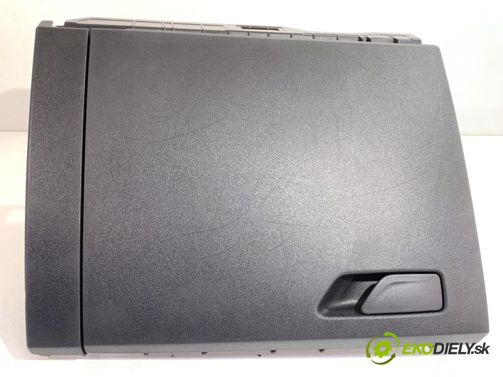 SKODA KAMIQ SUV 2020 110 kW 1.5 TSI 1495 Priehradka, kastlík spolujazdca 655857097C (Priehradka (kastlík))