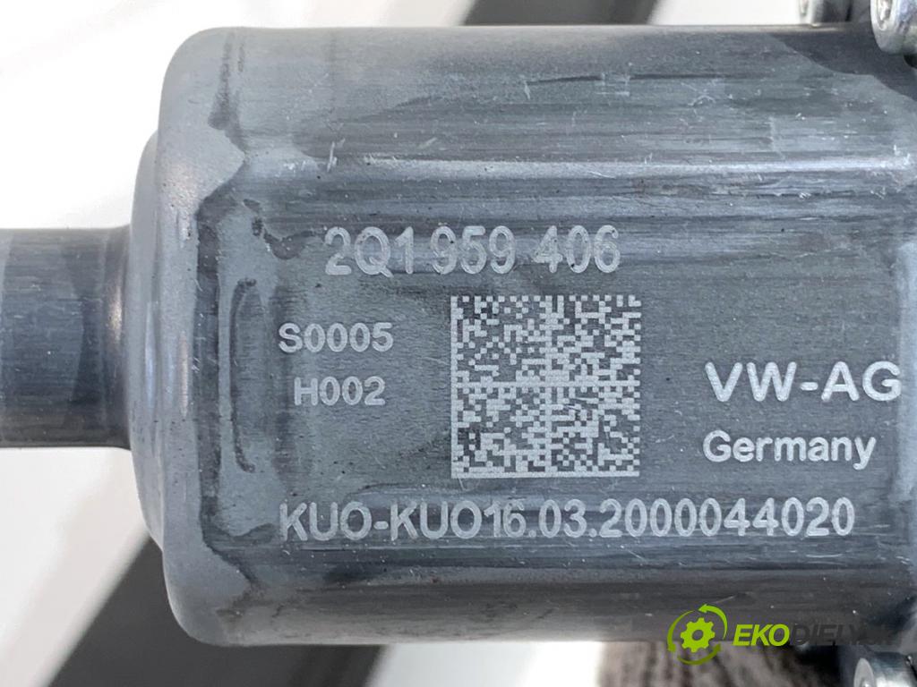 SKODA KAMIQ SUV 2020 110 kW 1.5 TSI 1495 mechanismus okna pravý přední část 2Q1959406