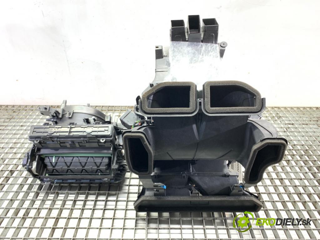 SKODA KAMIQ SUV 2020 110 kW 1.5 TSI 1495 topné těleso radiátor topení KOMBAJN 2Q1816005AA