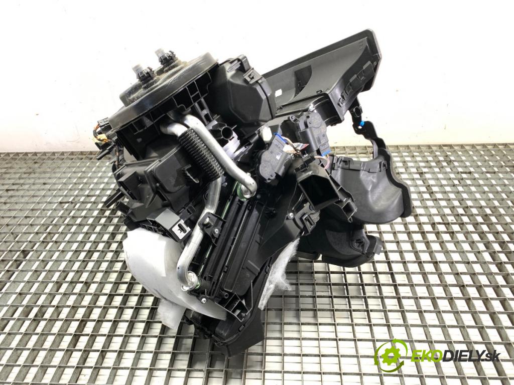 SKODA KAMIQ SUV 2020 110 kW 1.5 TSI 1495 topné těleso radiátor topení KOMBAJN 2Q1816005AA