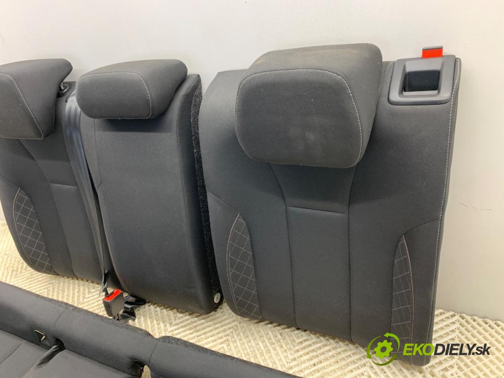 SKODA KAMIQ SUV 2020 110 kW 1.5 TSI 1495 sedadlo druhý VLÁDA: