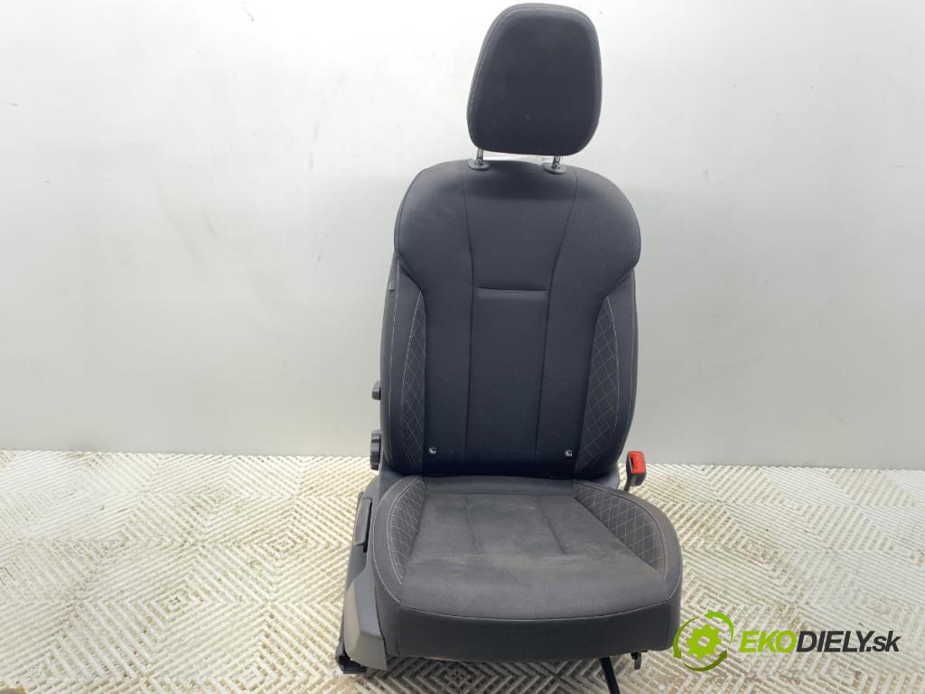 SKODA KAMIQ SUV 2020 110 kW 1.5 TSI 1495 sedadlo pravý přední část 