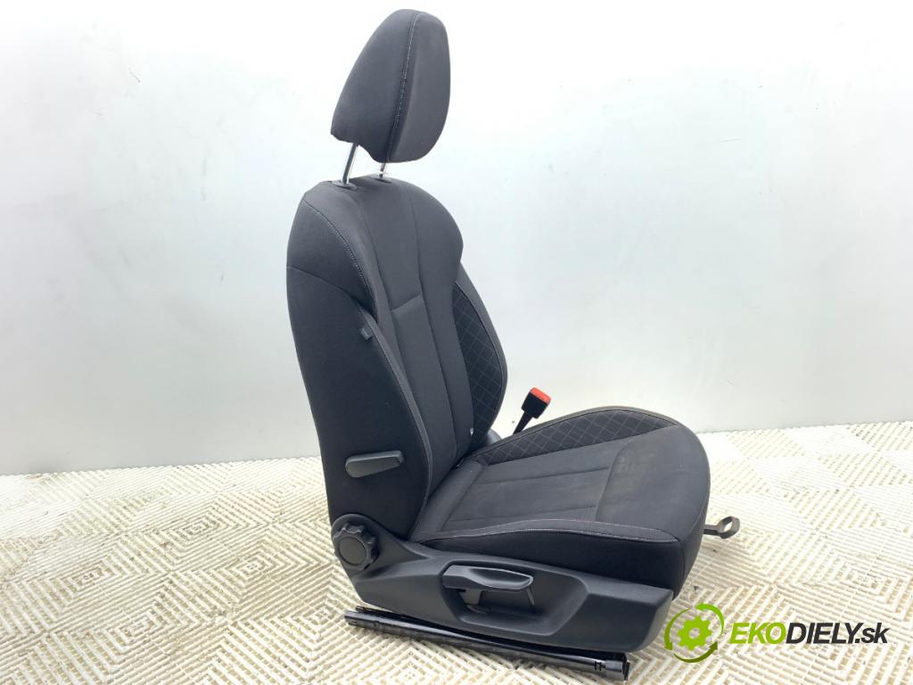 SKODA KAMIQ SUV 2020 110 kW 1.5 TSI 1495 sedadlo pravý přední část