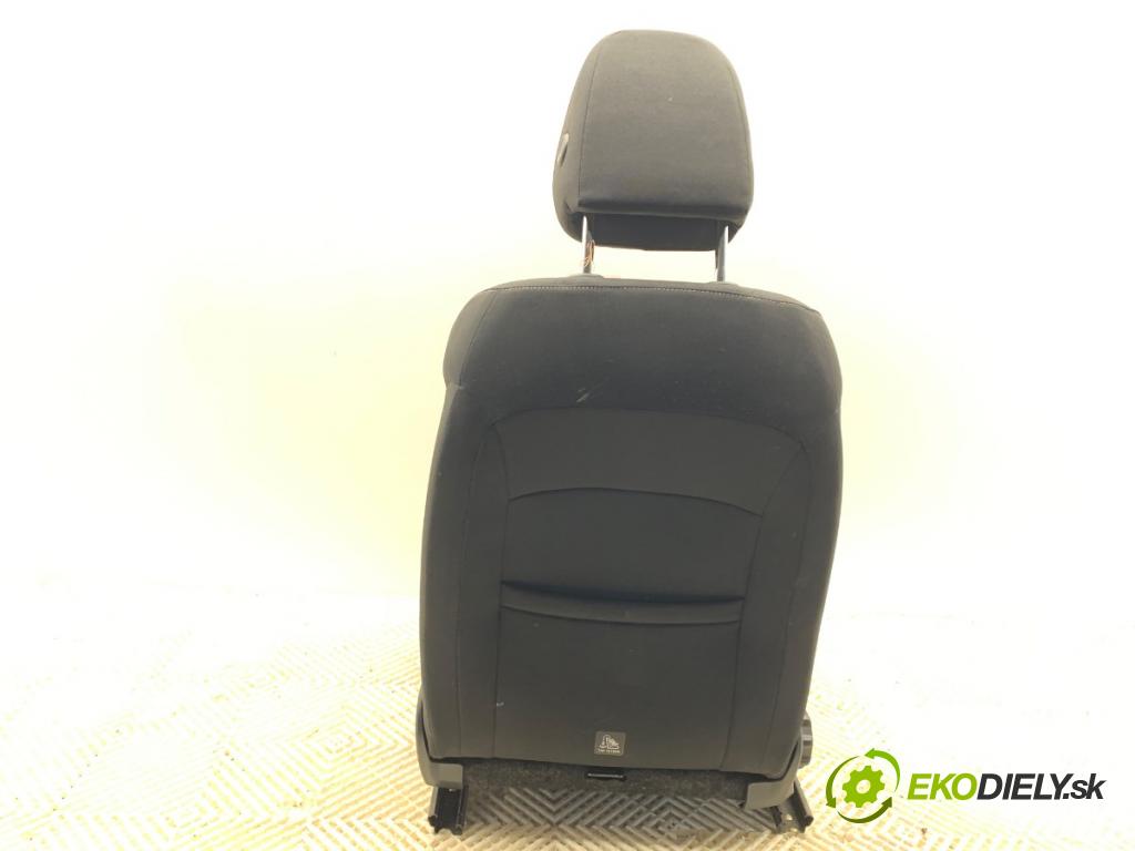SKODA KAMIQ SUV 2020 110 kW 1.5 TSI 1495 sedadlo pravý přední část