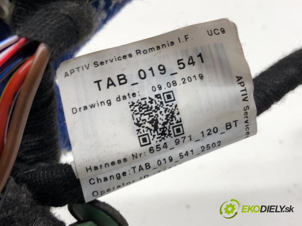 SKODA KAMIQ SUV 2020 110 kW 1.5 TSI 1495 Káblovačka Dvere predný ľavy 654971120BT