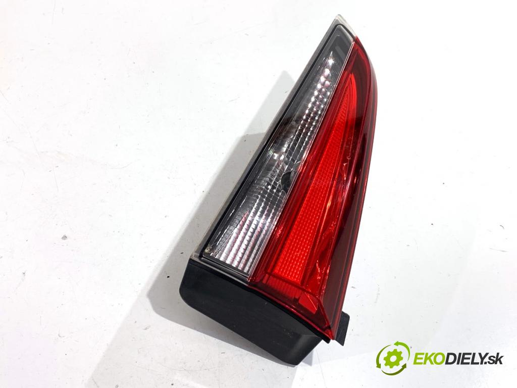 SKODA KAMIQ SUV 2020 110 kW 1.5 TSI 1495 světlo zadní část pravá vnitřní 658945094 (Klika dveří ostatní)