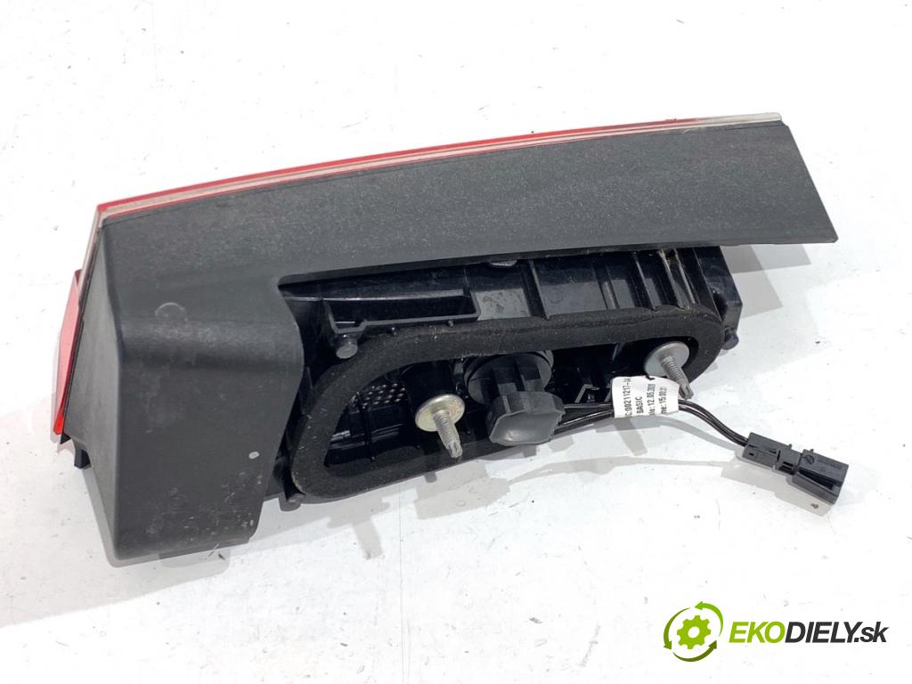 SKODA KAMIQ SUV 2020 110 kW 1.5 TSI 1495 světlo zadní část levá strana vnitřní 658945093 (Klika dveří ostatní)