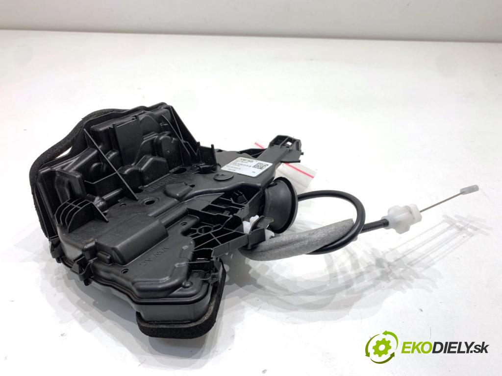 SKODA KAMIQ SUV 2025 110 kW 1.5 TSI 1495 zámok Dvere ľavy zad 10A839015B
