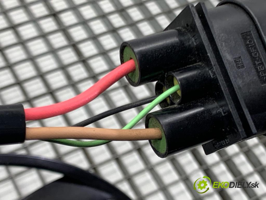 SKODA KAMIQ SUV 2025 110 kW 1.5 TSI 1495 ventilátor chladiče 2Q0121203P (Ventilátor)