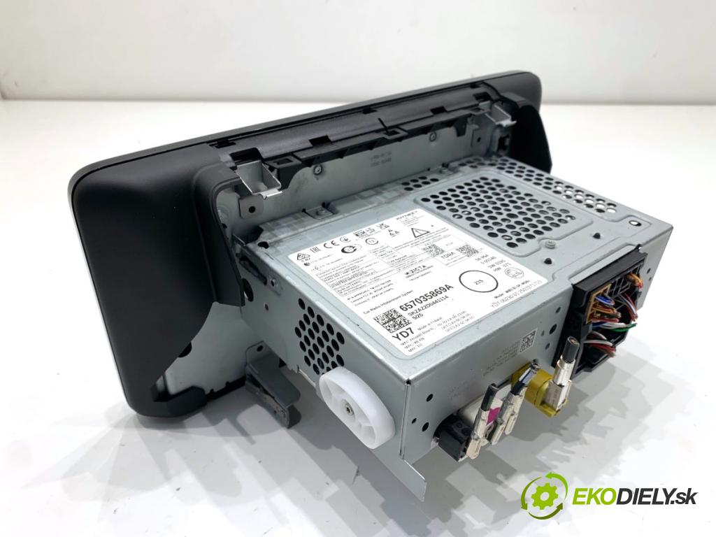 SKODA KAMIQ SUV 2025 110 kW 1.5 TSI 1495 RADIO Dislpej 657035869A