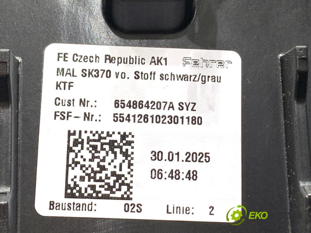 SKODA KAMIQ SUV 2025 110 kW 1.5 TSI 1495 Lakťová opierka 654864207A (Lakťová opierka)
