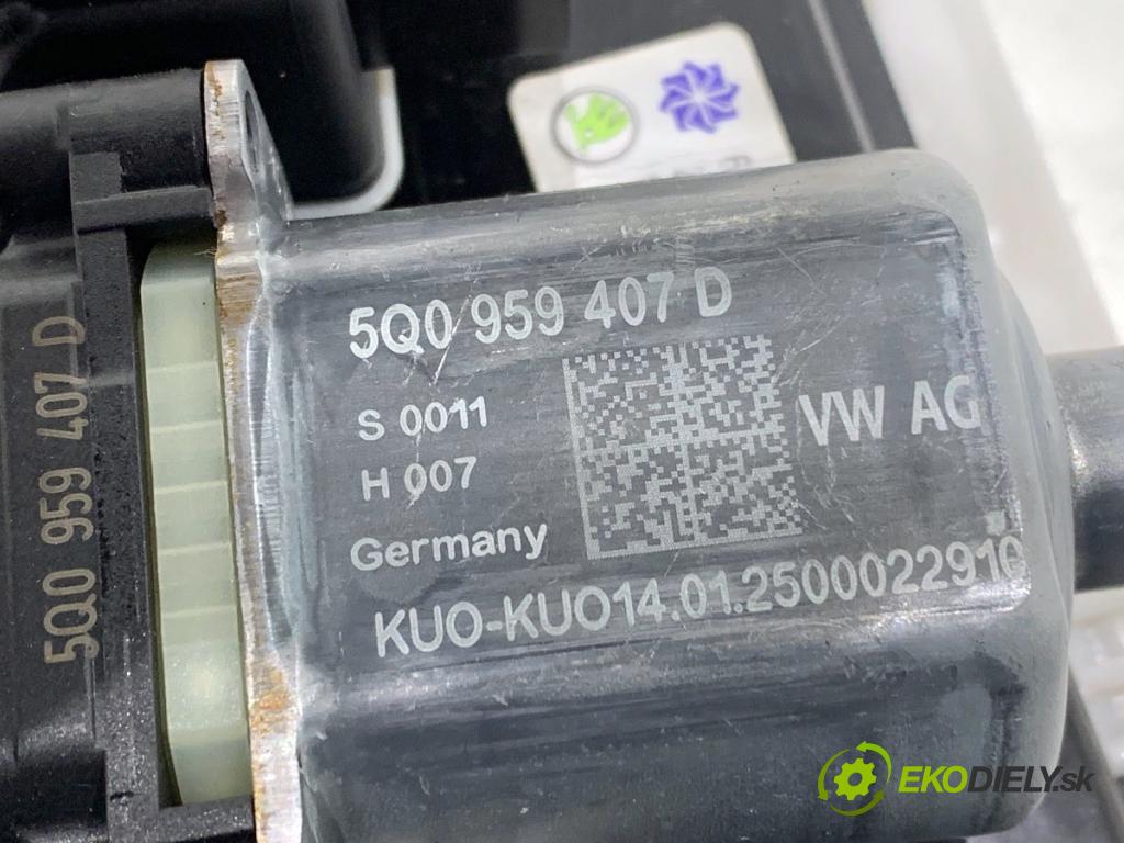 SKODA KAMIQ SUV 2025 110 kW 1.5 TSI 1495 mechanismus okna levý zadní část 5Q0959407D
