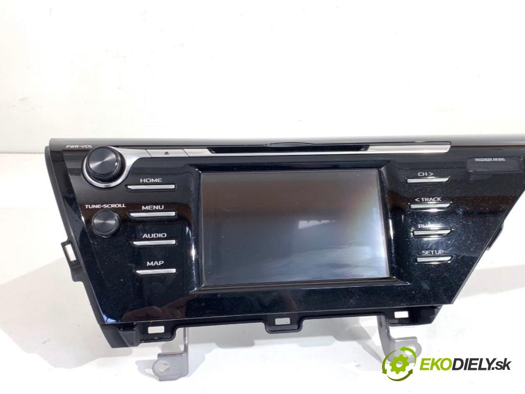 TOYOTA CAMRY sedan 2019 131 kW 2.5 Hybrid (AXVH71_) 2487 RADIO 86140-33C80 (Audio zariadenie)