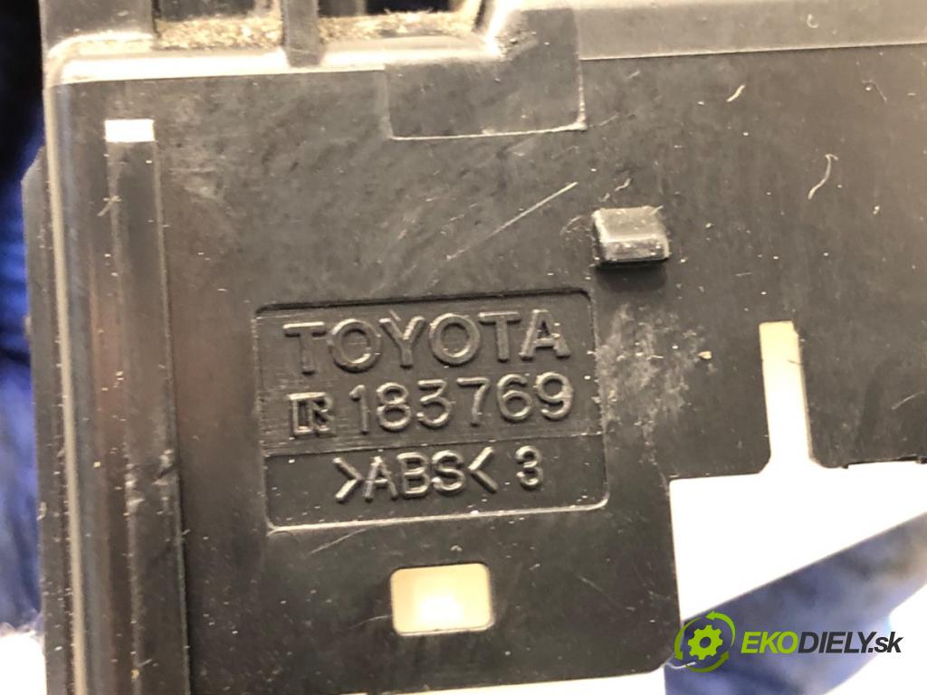 TOYOTA CAMRY sedan 2019 131 kW 2.5 Hybrid (AXVH71_) 2487 Prepínač nastavenia spätných zrkadiel  (Prepínacie páčky pod volantom)