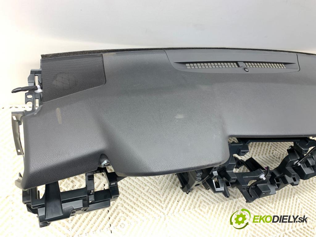 TOYOTA CAMRY sedan 2019 131 kW 2.5 Hybrid (AXVH71_) 2487 Palubná doska  (Palubná doska)