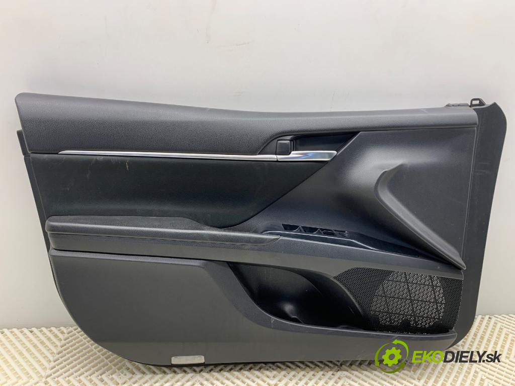 TOYOTA CAMRY sedan 2019 131 kW 2.5 Hybrid (AXVH71_) 2487 ča dveře levý přední část 