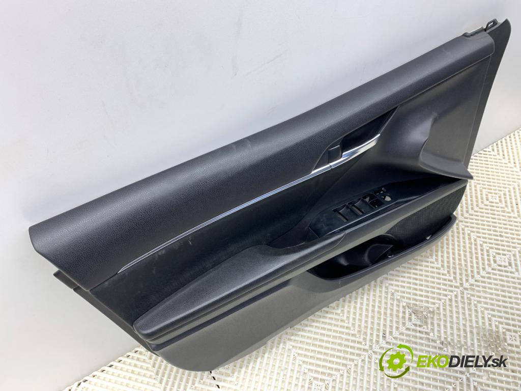 TOYOTA CAMRY sedan 2019 131 kW 2.5 Hybrid (AXVH71_) 2487 čalúnenie Dvere ľavy predný