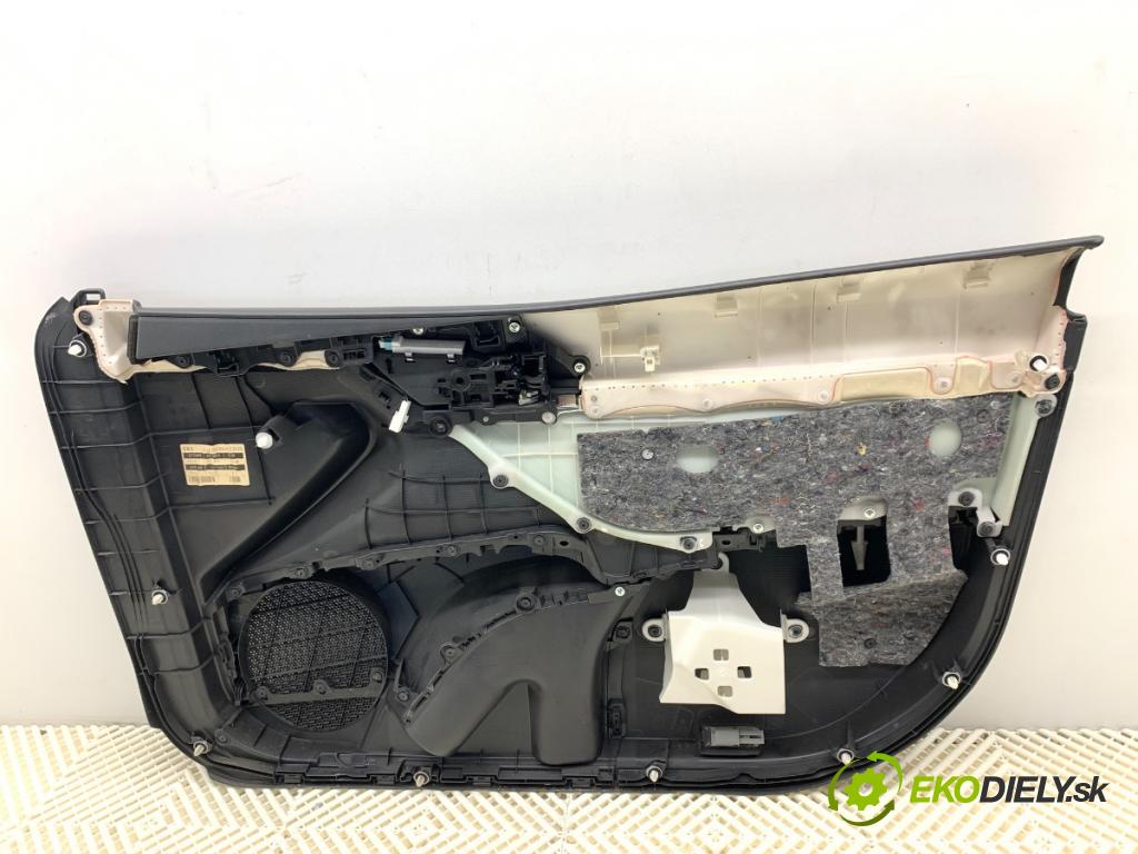 TOYOTA CAMRY sedan 2019 131 kW 2.5 Hybrid (AXVH71_) 2487 čalúnenie Dvere ľavy predný