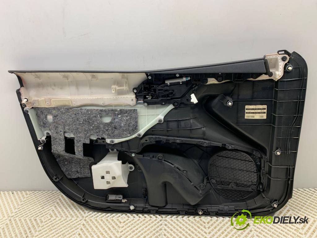 TOYOTA CAMRY sedan 2019 131 kW 2.5 Hybrid (AXVH71_) 2487 čalúnenie Dvere pravy predný