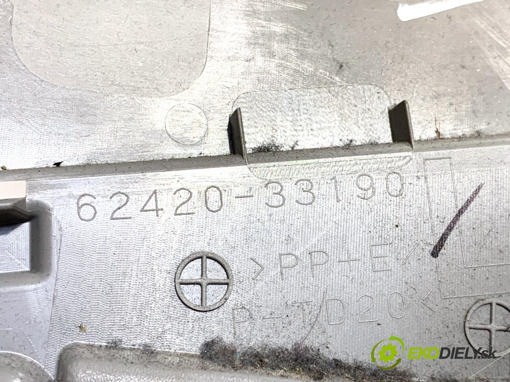 TOYOTA CAMRY sedan 2019 131 kW 2.5 Hybrid (AXVH71_) 2487 clona sloupku levý 62420-33190 62414-33130