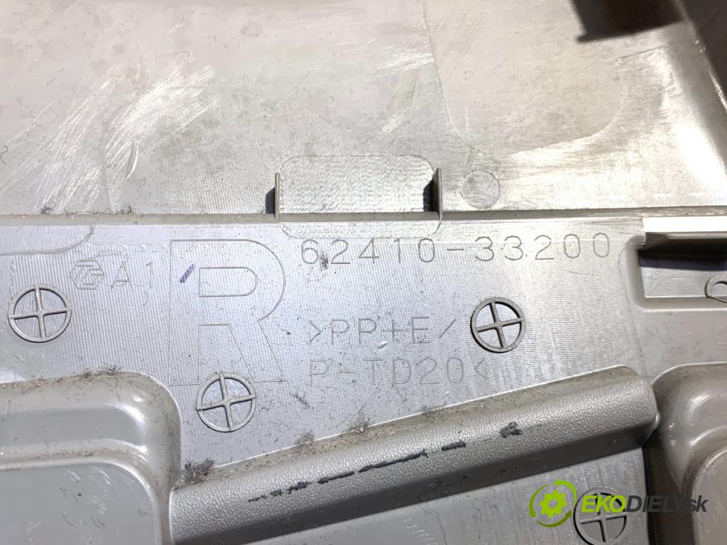 TOYOTA CAMRY sedan 2019 131 kW 2.5 Hybrid (AXVH71_) 2487 Clona stĺpika pravy 62410-33200 62413-33140