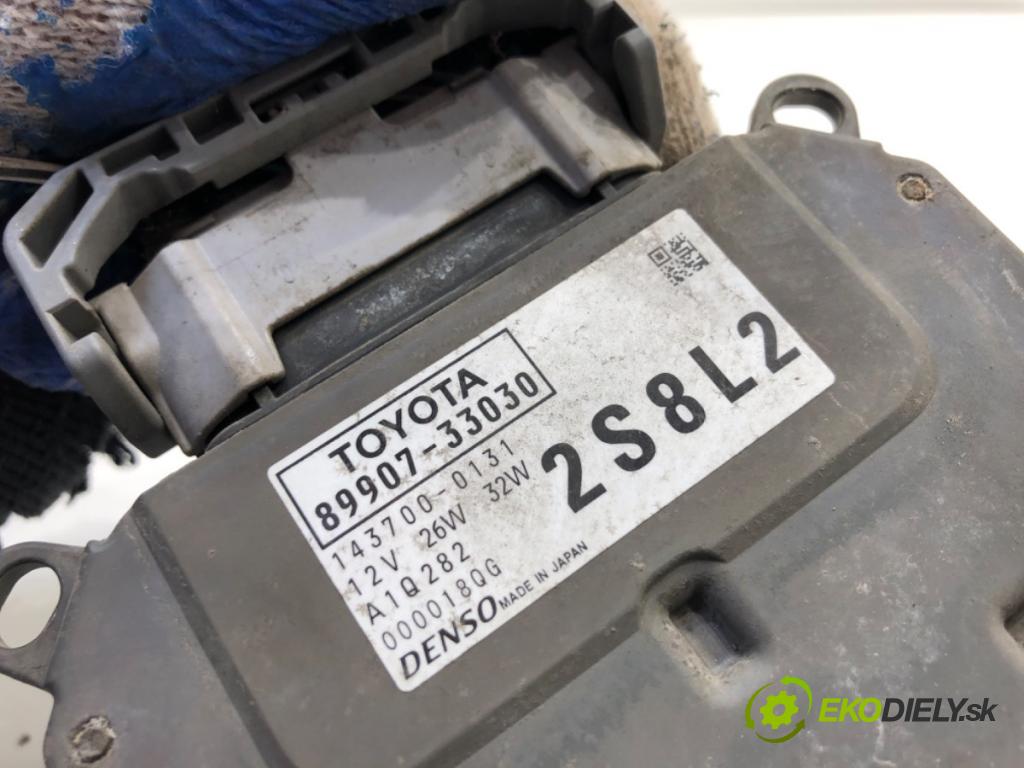 TOYOTA CAMRY sedan 2019 131 kW 2.5 Hybrid (AXVH71_) 2487 Menič XENON 89907-33030 (Riadiaca jednotka xenónu)