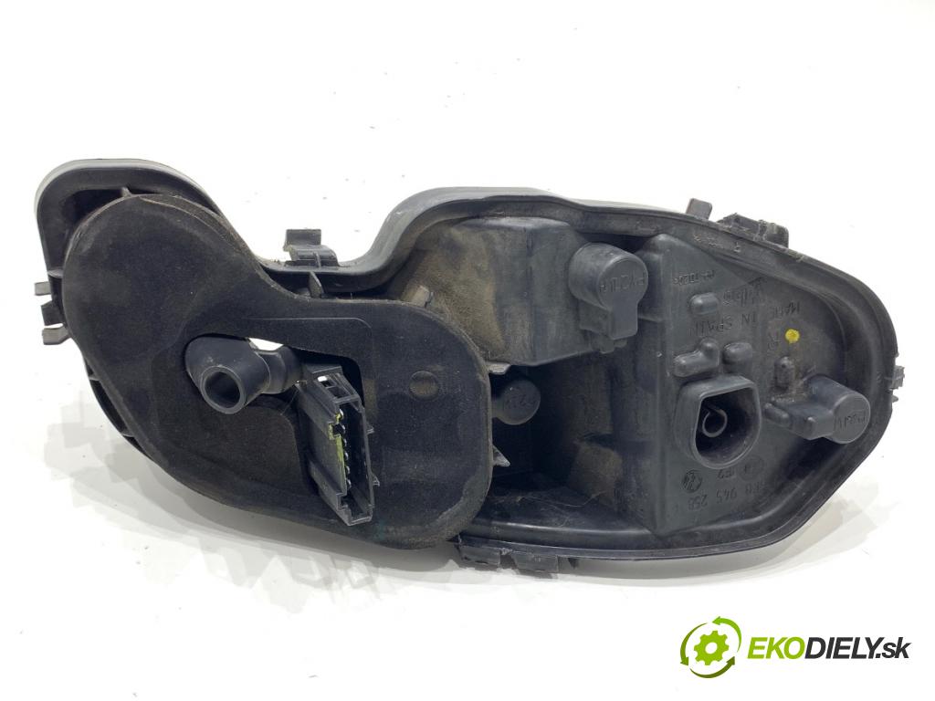 VW SCIROCCO III coupe 2009 118 kW 1.4 TSI 1390 vložka svetla pravy zad 1K8945258C