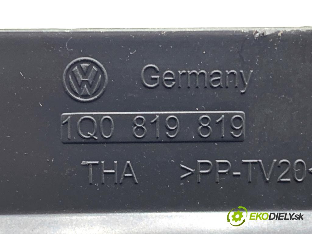 VW SCIROCCO III coupe 2009 118 kW 1.4 TSI 1390 Mriežky kúrenia predný 1Q0819735C