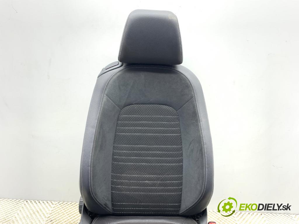VW SCIROCCO III coupe 2009 118 kW 1.4 TSI 1390 sedadlo pravý přední část