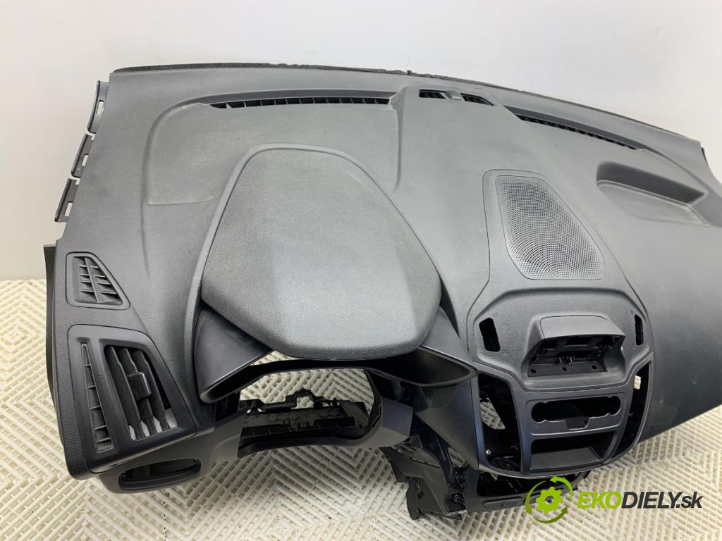 FORD TRANSIT CONNECT Nadwozie pełne/minivan 2022 74 kW 1.0 EcoBoost 998 Palubná doska  (Palubná doska)