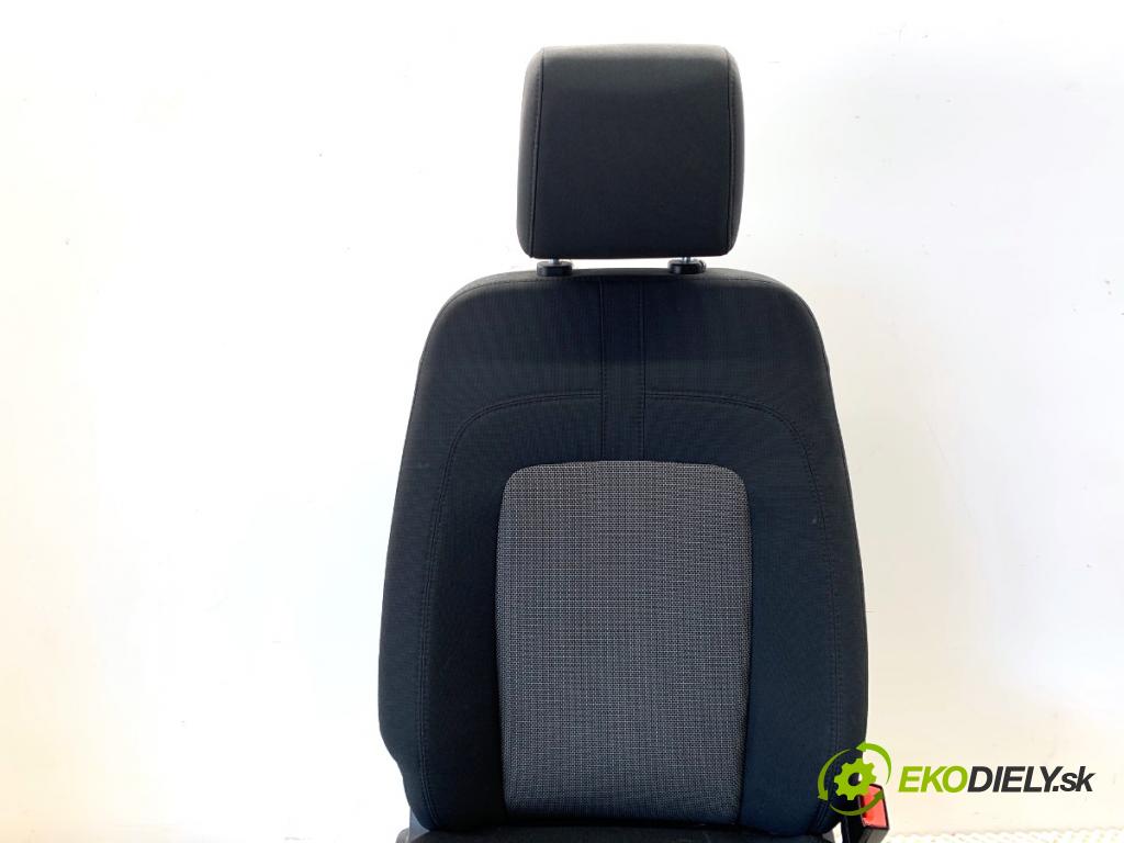 FORD TRANSIT CONNECT Nadwozie pełne/minivan 2022 74 kW 1.0 EcoBoost 998 Sedadlo pravy predný