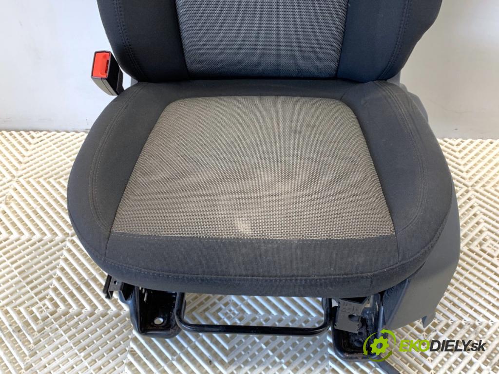 FORD TRANSIT CONNECT Nadwozie pełne/minivan 2022 74 kW 1.0 EcoBoost 998 Sedadlo ľavy predný
