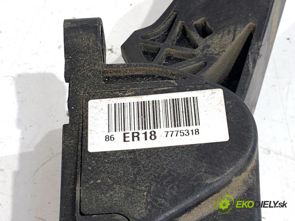 PEUGEOT PARTNER II Nadwozie pełne/minivan 2010 66 kW 1.6 HDi 16V 1560 potenciometr plynového pedálu 9671416780 (Potenciometr plynového pedálu)