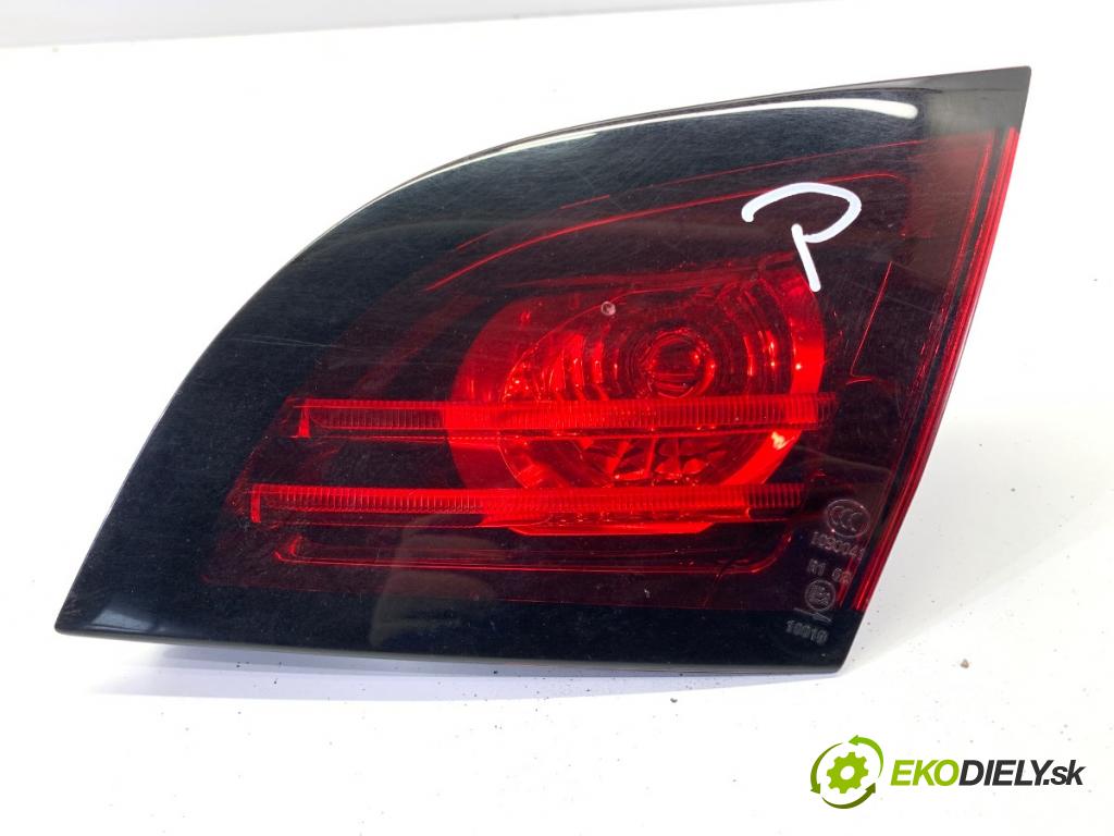 DS DS 4 / DS 4 CROSSBACK liftback 2018 88 kW 1.6 BlueHDi 120 1560 světlo pravý zadní část vnitřní 9670272680