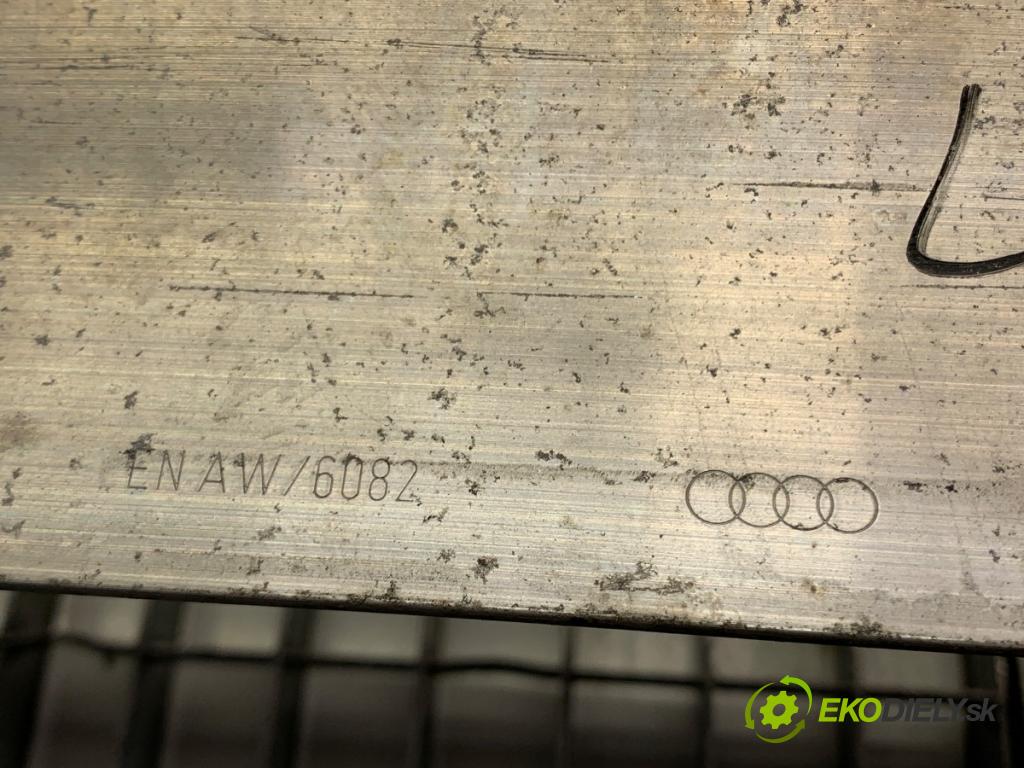 AUDI A7 4G liftback 2017 245 kW 3.0 TFSI quattro 2995 Výstuha nárazníka zad  (Výstuha zadná)