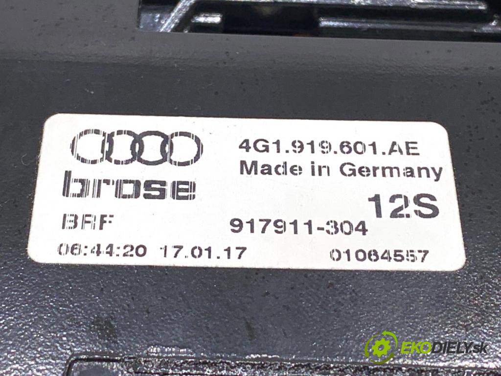 AUDI A7 4G liftback 2017 245 kW 3.0 TFSI quattro 2995 Dislpej 4G1919601AE (Prístrojová doska)
