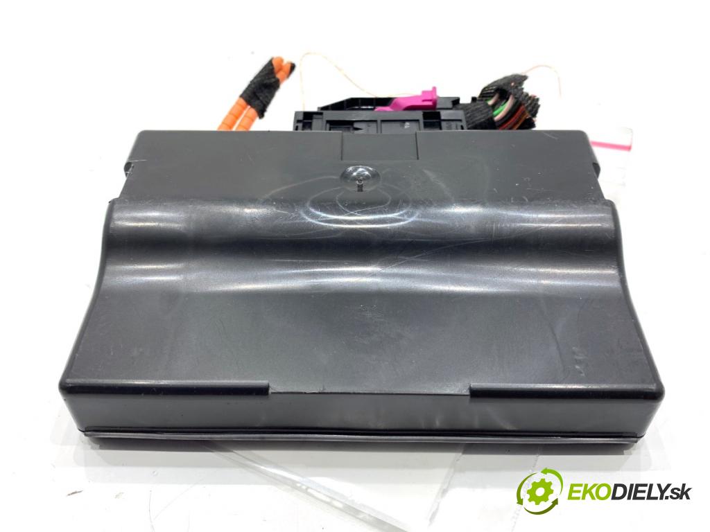 AUDI A8 D4 sedan 2016 445 kW S8 plus quattro 3993 modul GATEWAY 4H0907468AG