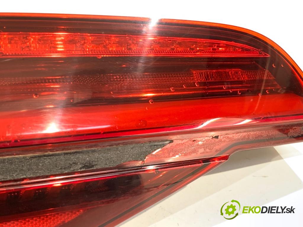 AUDI A8 D4 sedan 2016 445 kW S8 plus quattro 3993 Svetlo zad ľavá strana vnútorná 4H0945093M (Kľučka dverí ostatné)