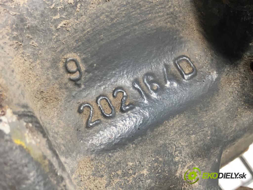 MAN TGA Ciągnik siodłowy 2004 316 kW 18.430 316 kW [430 KM] olej napędowy 2004 - 2022 10518 Brzdič strmeň ľavy zad Z012009