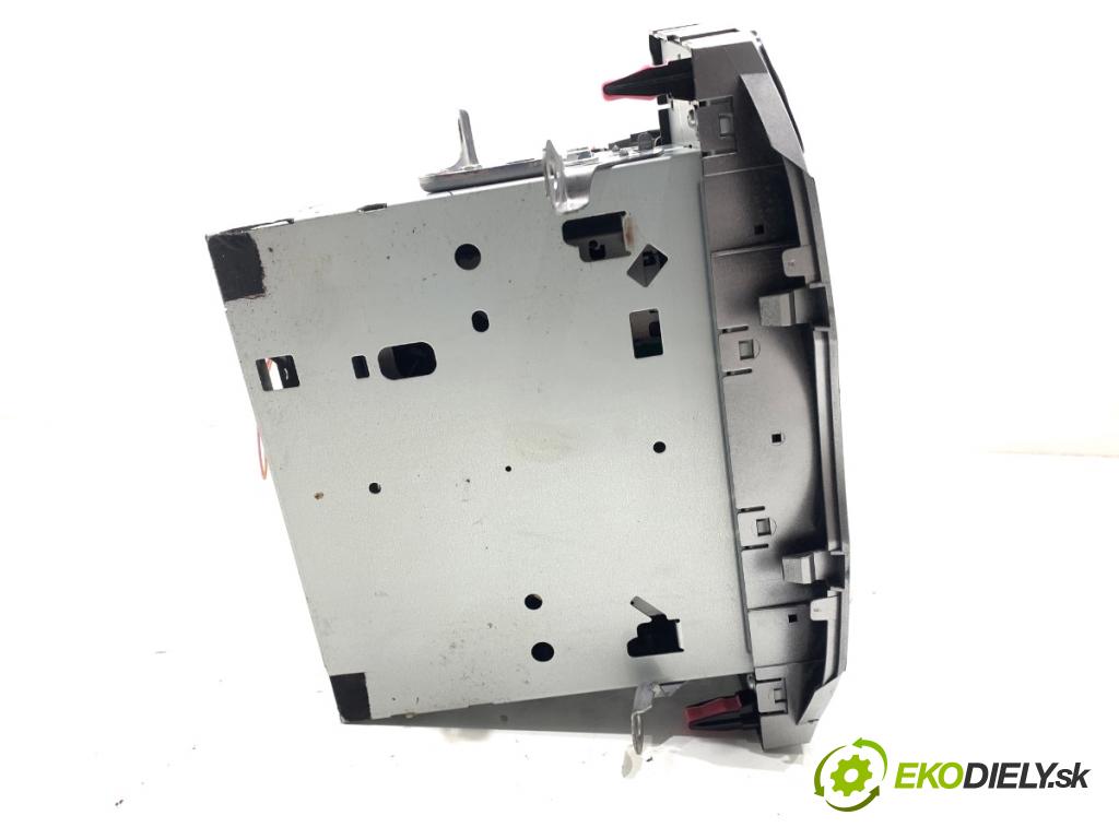 TOYOTA YARIS II liftback 2006 64 kW 1.3 VVT-i (SCP90_) 1298 RADIO 86120-0D210 (Audio zariadenie)
