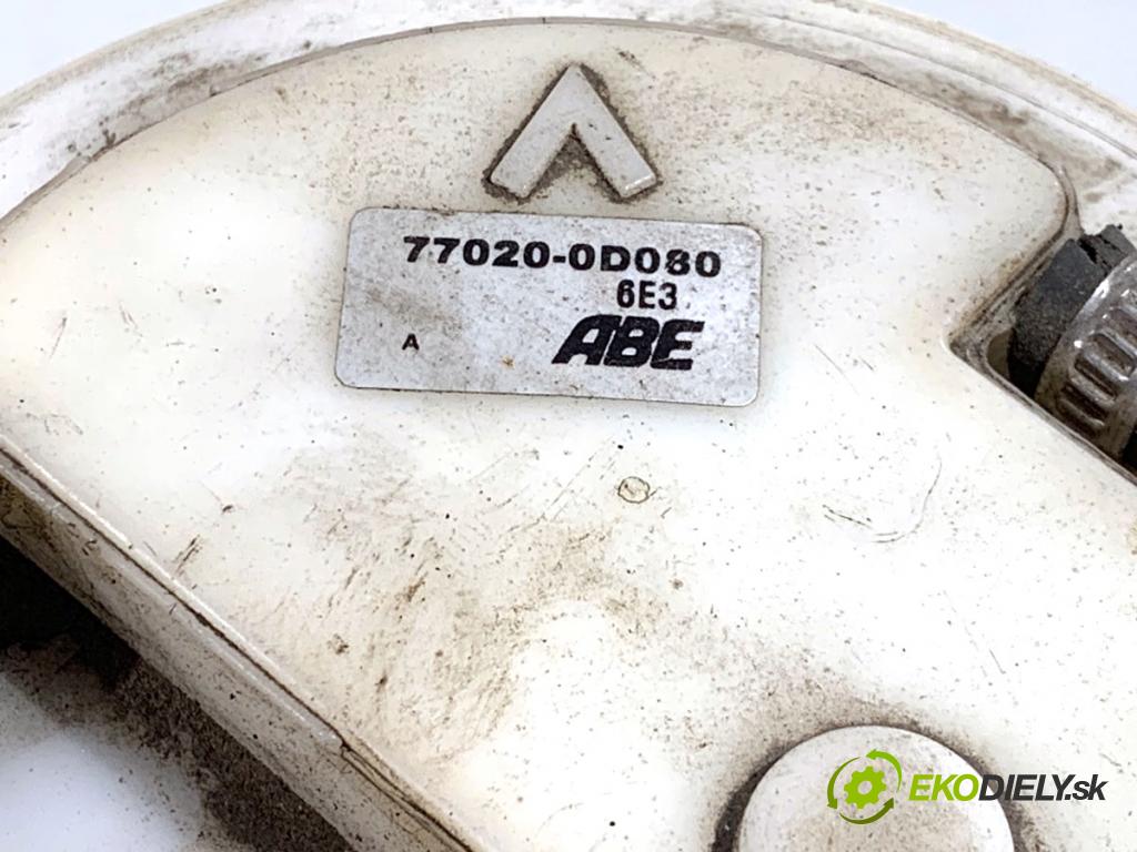 TOYOTA YARIS II liftback 2006 64 kW 1.3 VVT-i (SCP90_) 1298 pumpa paliva 77020-0D080