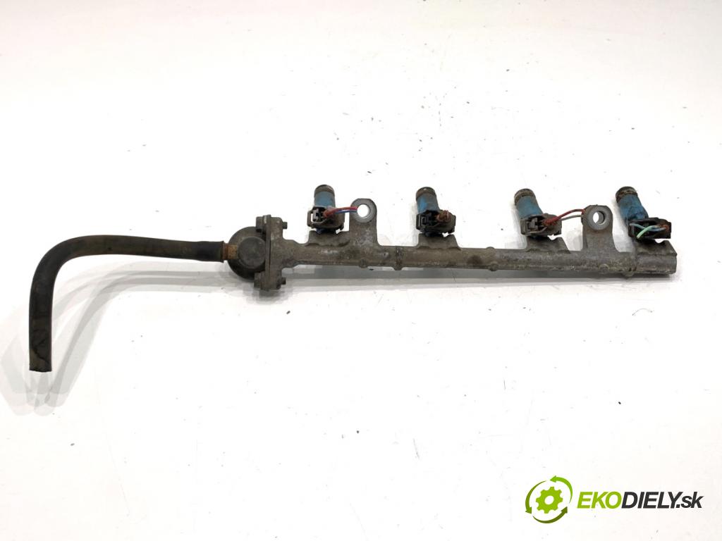 TOYOTA YARIS II liftback 2006 64 kW 1.3 VVT-i (SCP90_) 1298 Lišta vstrekovacia 23250-23020 (Vstrekovacia lišta)